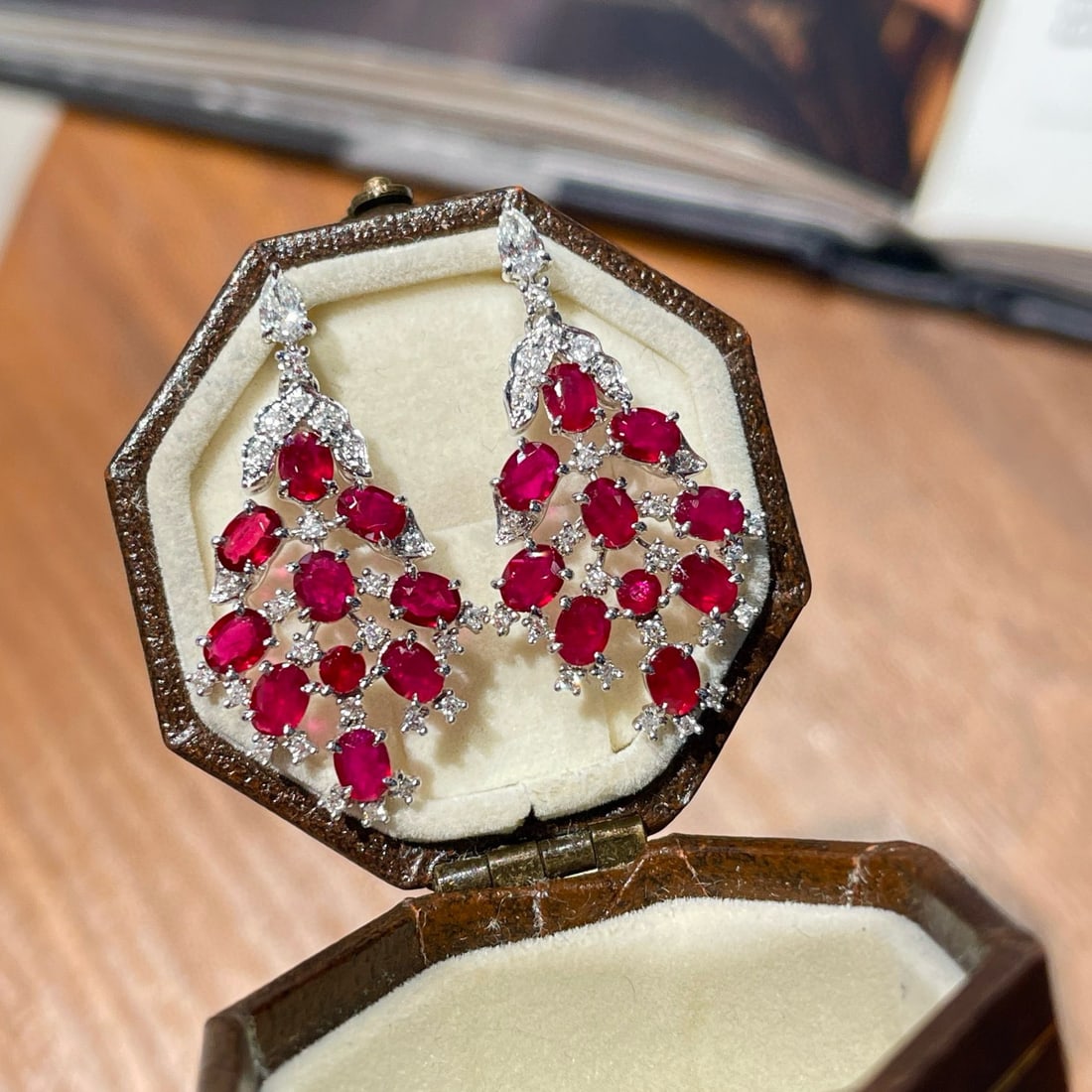 14k Gold 2 Ct Natural Ruby & Diamond Earrings: Ref:231090226 // gold content:14k gold // main gemstone:ruby // shape:multiple // carat weight:2ct // color:red // treatment:natural // // adjacent gemstone 2 : diamond // shape:multiple // clarity