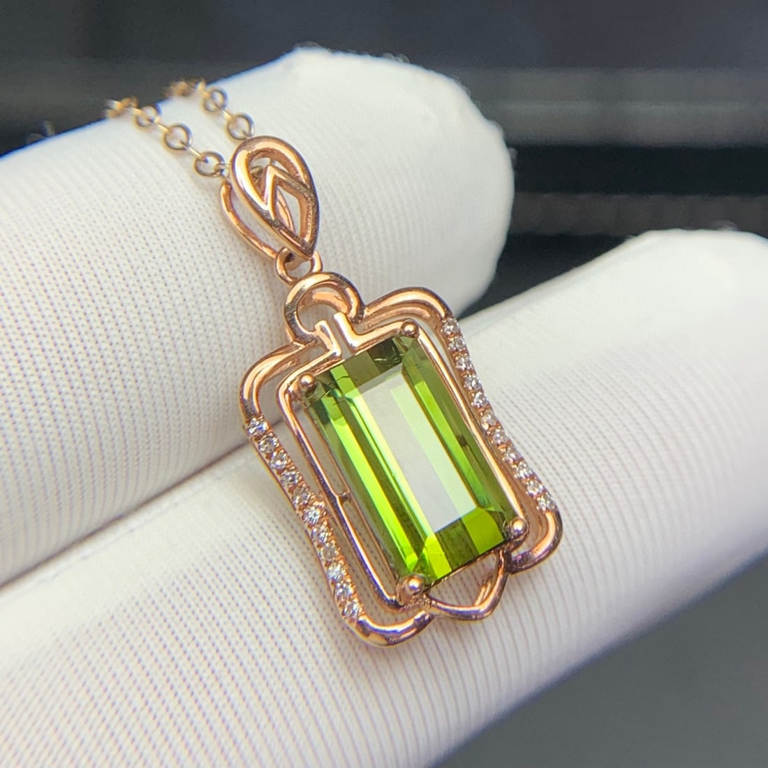 14k Gold 2.6 Ct Natural Tourmaline & Diamond Pendant( Without Chain ) - 3