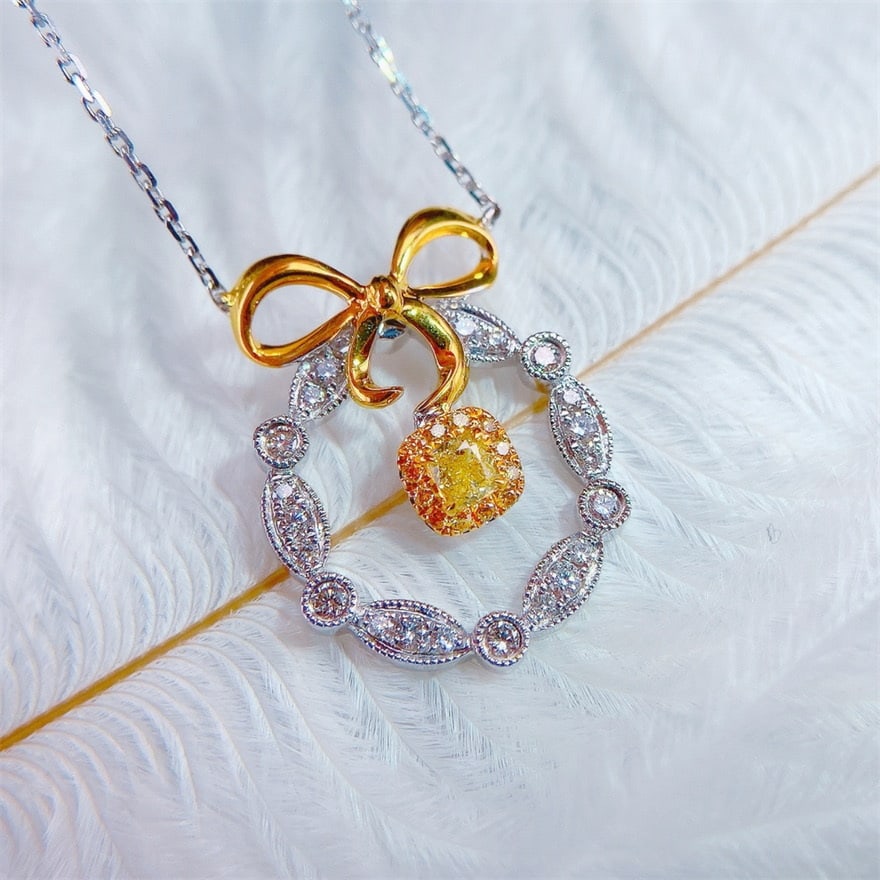 14k Gold 0.35 Ctw Natural Yellow Diamond & Diamond Necklace: Ref:231090306 // gold content:14k gold // main gemstone:yellow diamond // shape:cushion // carat weight:0. 10ct // color:yellow // treatment:natural // // adjacent gemstone 2 : diamond // shape:round