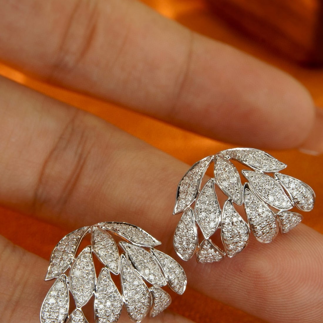 14k Gold 0.9 Ct Natural H Diamond Earrings - 9