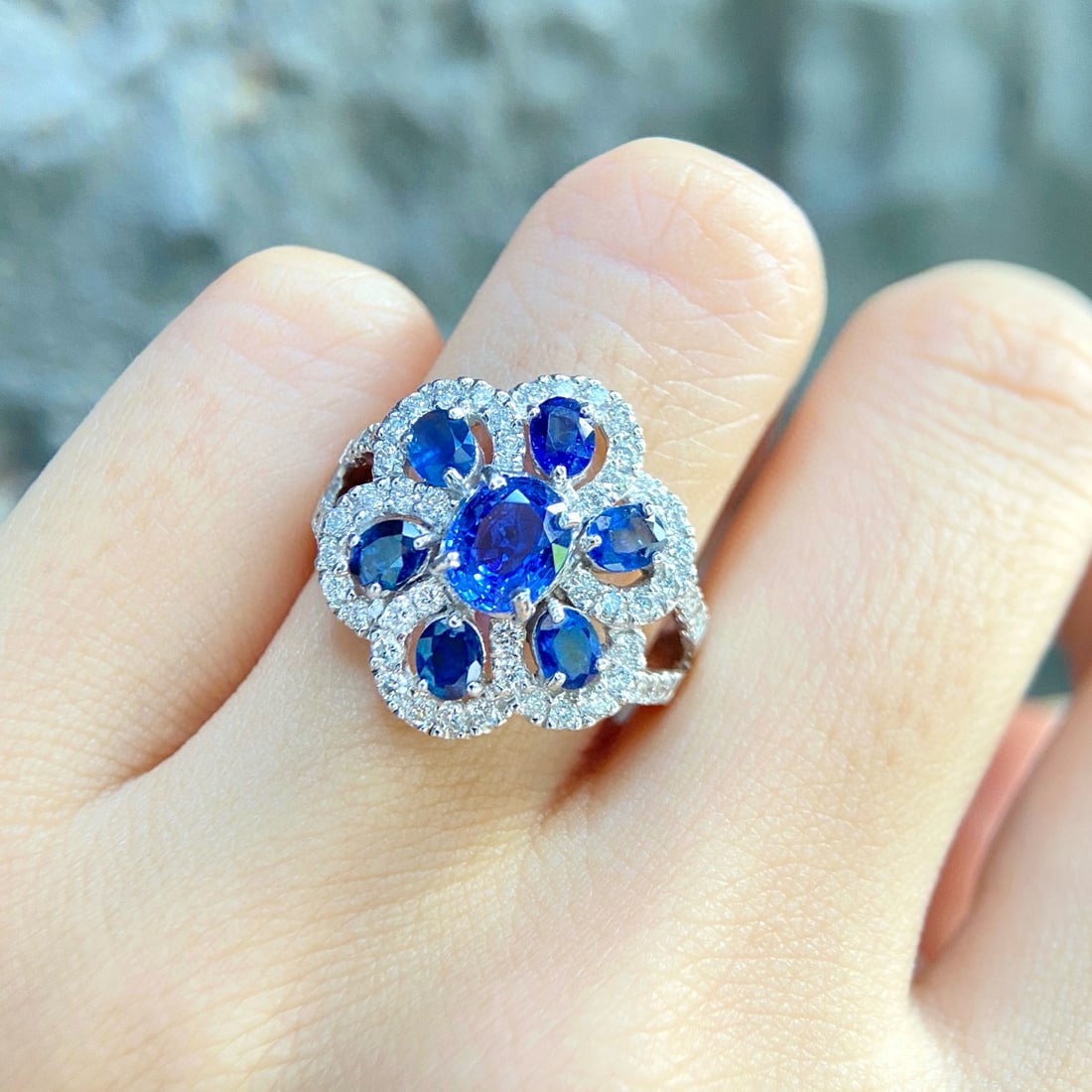 14k Gold 2.50 Ctw Natural Sapphire & Diamond Ring - 3