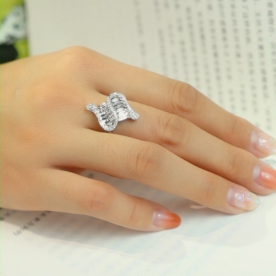 14k Gold 0.75 Ct Natural H Diamond Ring - 5