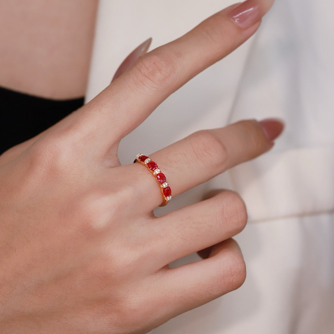 14k Gold 0.96 Ctw Natural Ruby & Diamond Ring - 2