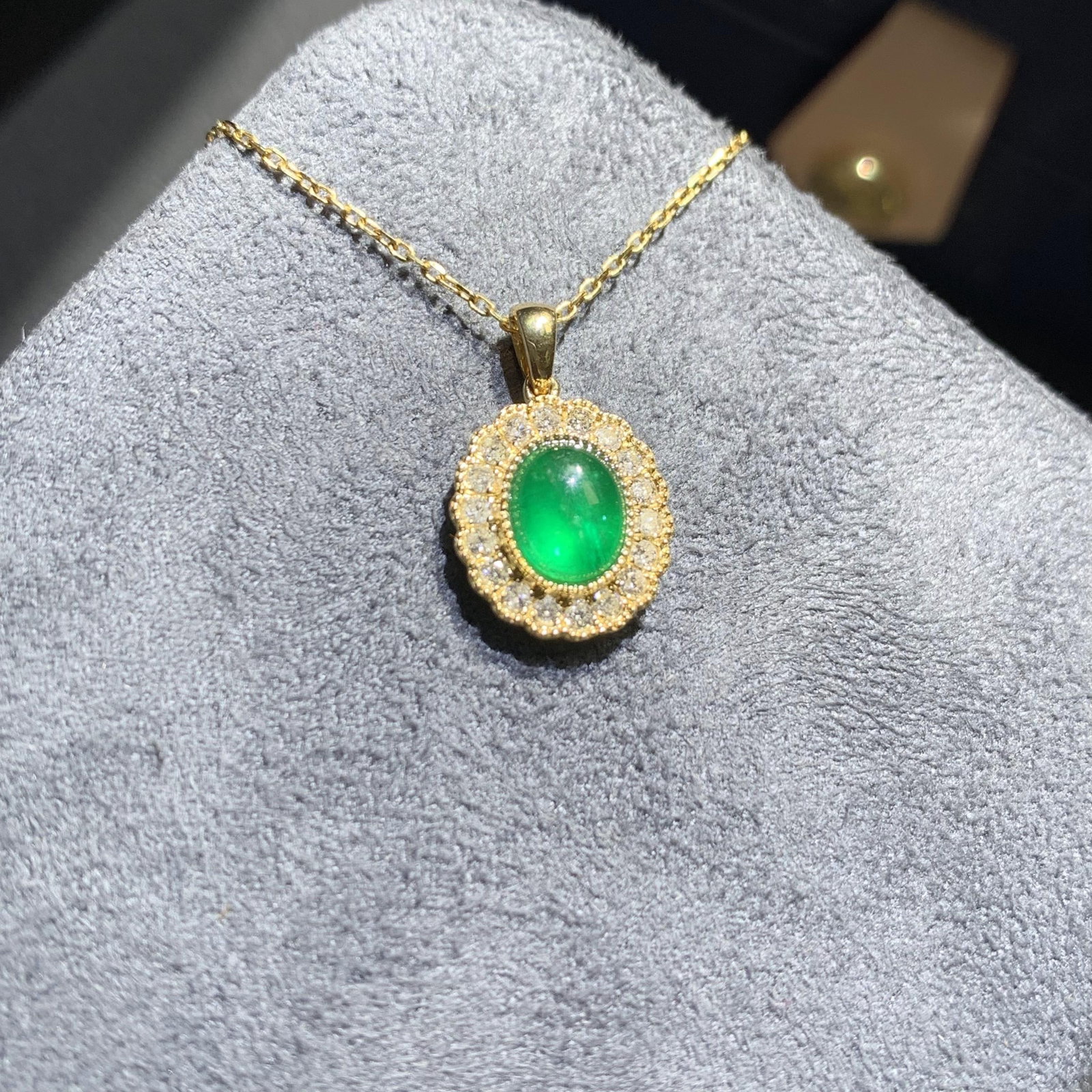 14k Gold 1.04 Ctw Natural Emerald & Diamond Necklace - 3
