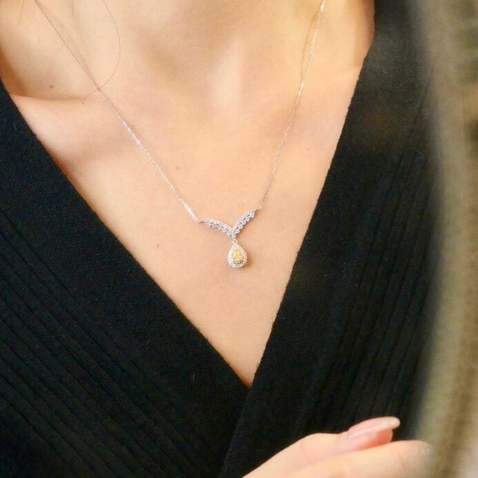 14k Gold 0.58 Ctw Natural Yellow Diamond & Diamond Necklace - 4