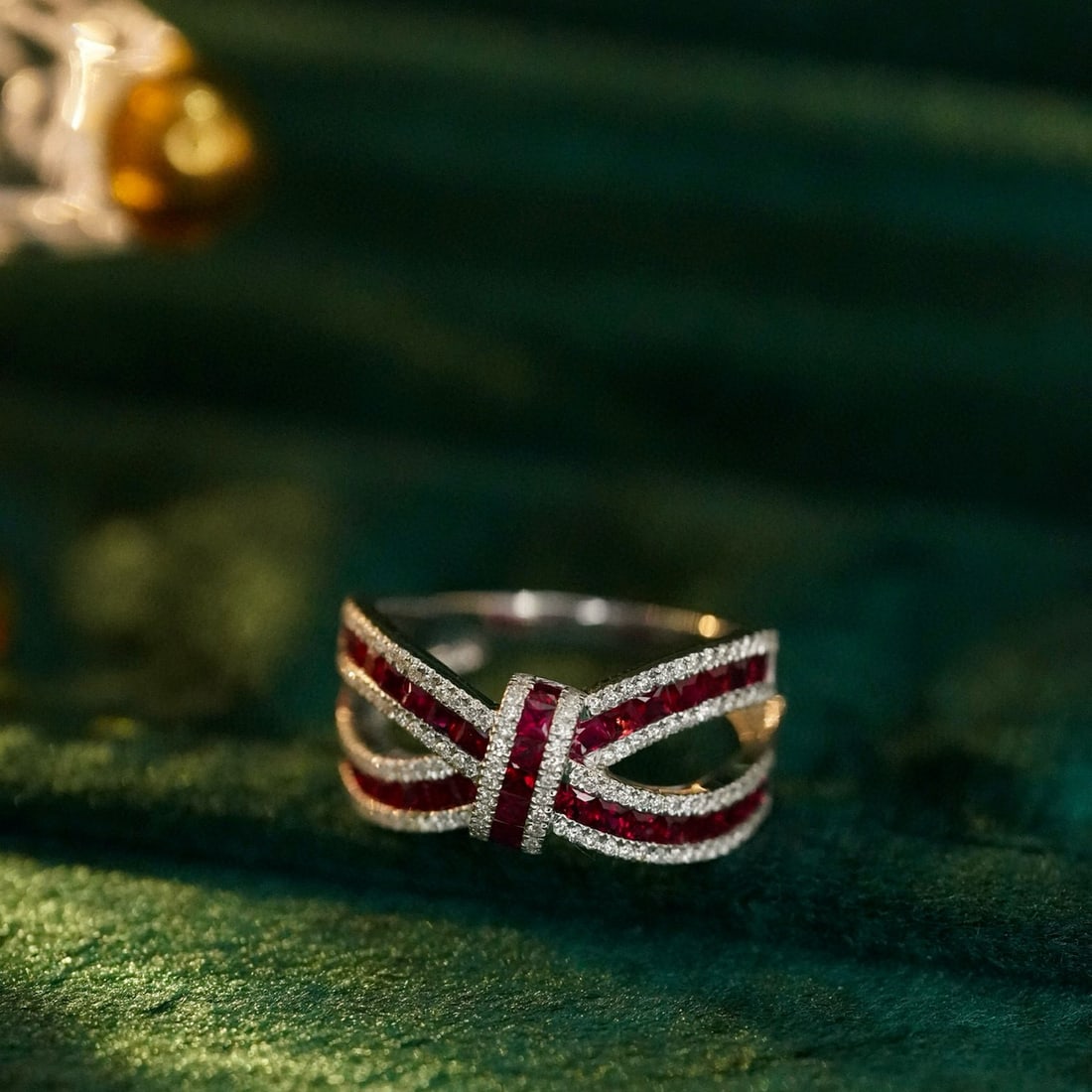 14k Gold 1.75 Ctw Natural Ruby & Diamond Ring: Ref:231090396 // gold content:14k gold // ring size:7. 25us // // main gemstone:ruby // shape:princess // carat weight:1. 48ct // color:pigeonblood red // treatment:natural // // adjacent gemstone 2