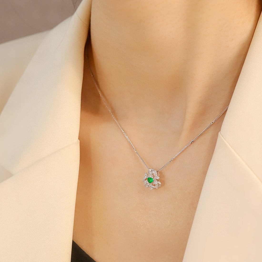 14k Gold 0.31 Ctw Vivid Green Natural Emerald & Diamond Necklace - 2