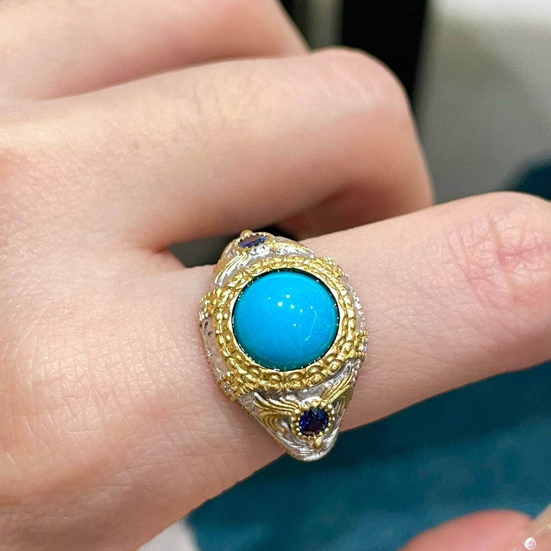 14k Gold 2.7 Ct Natural Blue Turquoise & Sapphire Ring: Ref:231090429 // gold content:14k gold // ring size:7. 25us // // main gemstone:blue turquoise // shape:round // carat weight:2. 7ct // color:blue // treatment:natural // cut grade:g // // adjacent