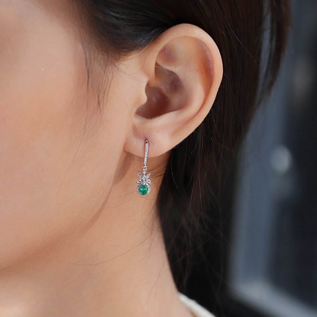 14k Gold 1.11 Ctw Vivid Green Natural Emerald & Diamond Earrings - 2