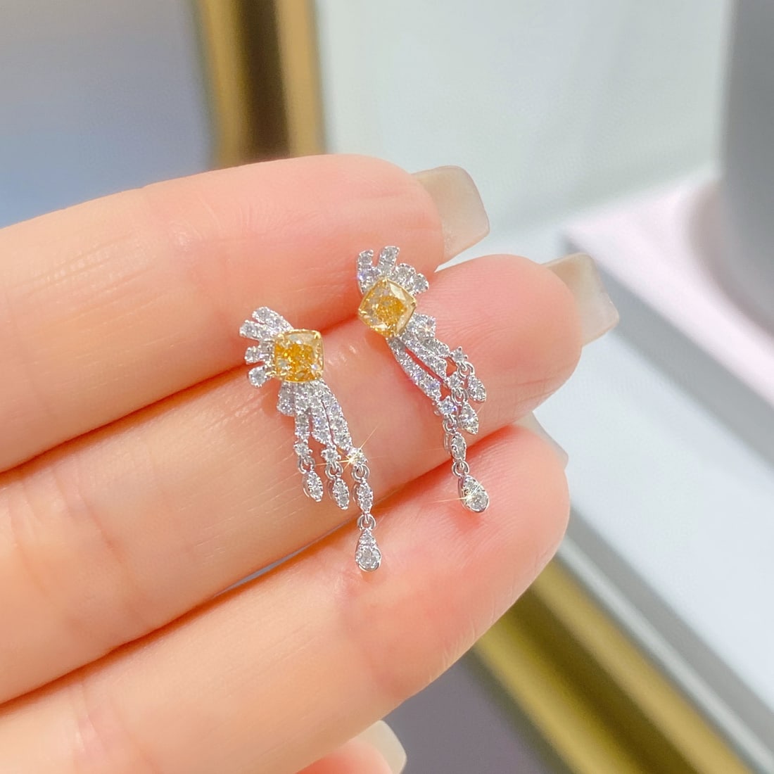 14k Gold 0.95 Ctw Natural Yellow Diamond & Diamond Earrings: Ref:231090445 // gold content:14k gold // main gemstone:yellow diamond // shape:cushion // carat weight:0. 67ct // color:yellow // treatment:natural // // adjacent gemstone 2 : diamond // shape:round