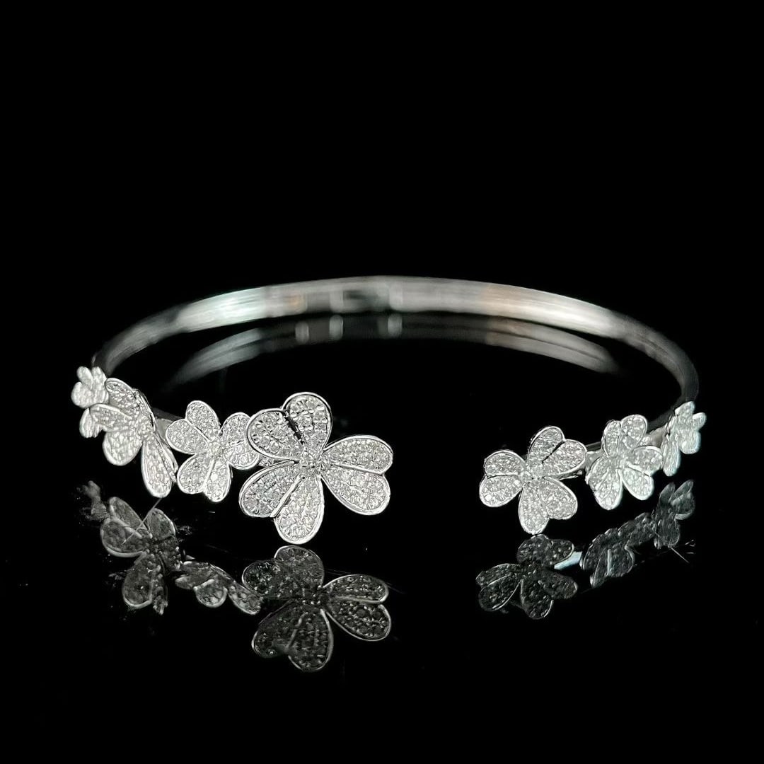 14k Gold 1.0 Ct Natural H Diamond Bangle - 5