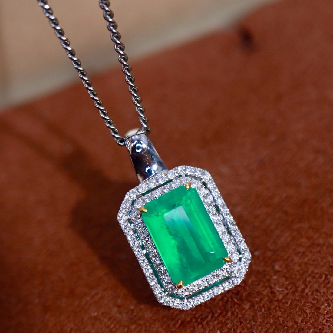 14k Gold 1.39 Ctw Natural Emerald & Diamond Pendant( Without Chain ) - 2