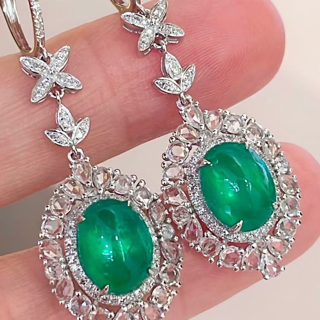 14k Gold 5.5 Ct Natural Emerald & Diamond & Sapphire Earrings - 3