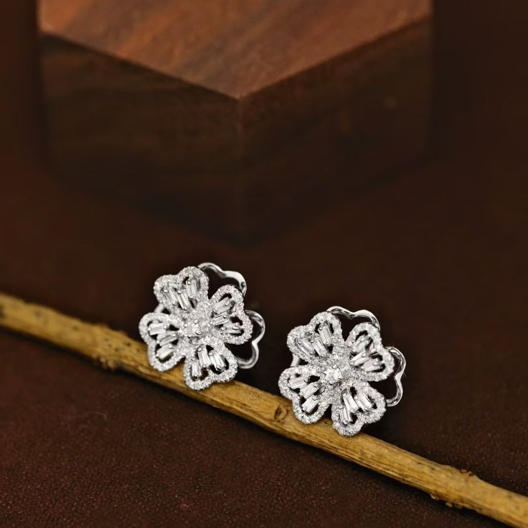 14k Gold 0.5 Ct Natural H Diamond Earrings - 2