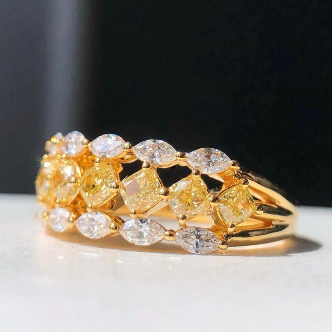 14k Gold 1.60 Ctw Natural Yellow Diamond & Diamond Ring - 2