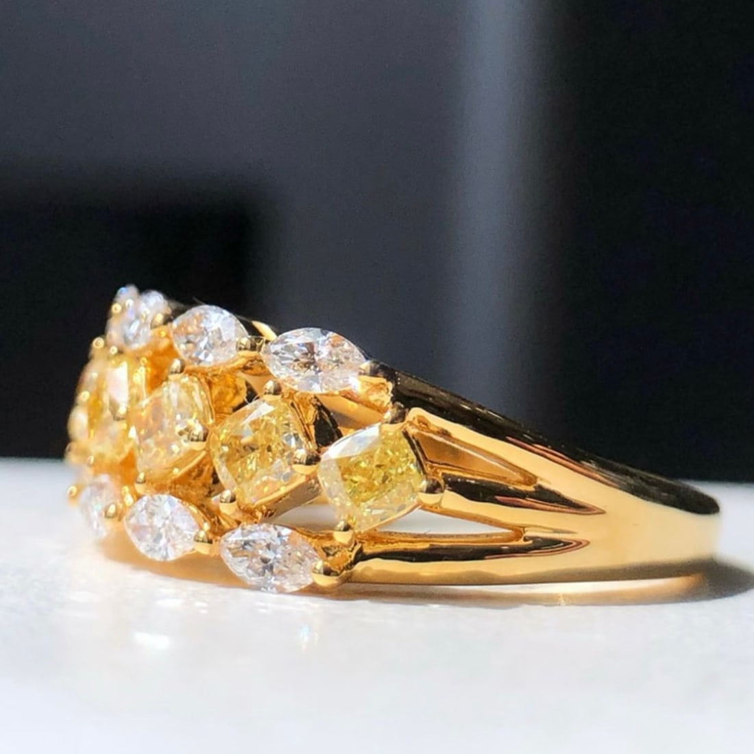 14k Gold 1.60 Ctw Natural Yellow Diamond & Diamond Ring - 3