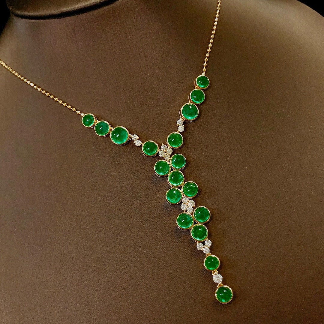 14k Gold 10.33 Ctw Vivid Green Natural Emerald & Diamond Necklace - 3