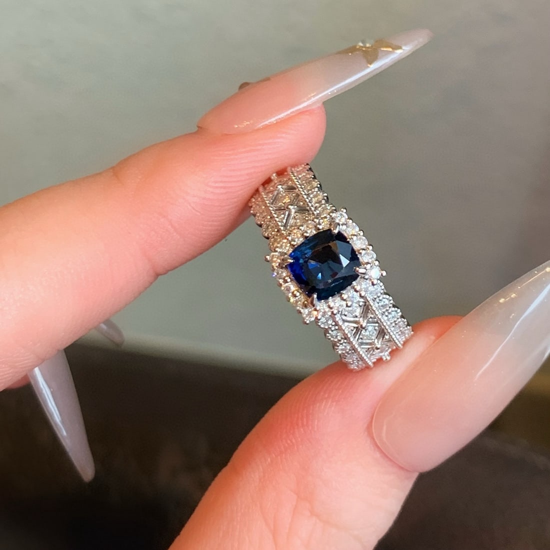 14k Gold 1.72 Ctw Natural Sapphire & Diamond Ring - 6