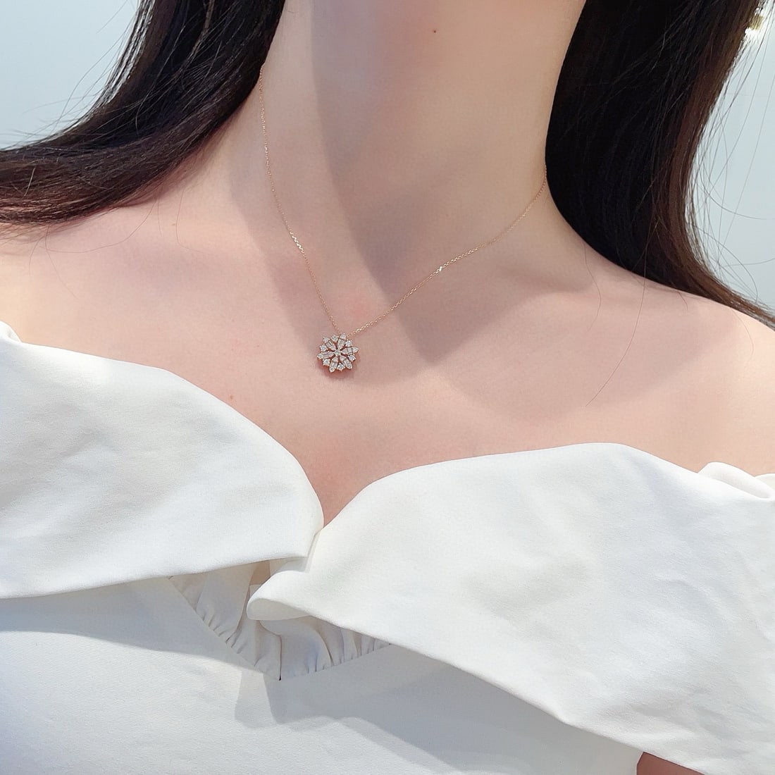14k Gold 0.61 Ctw Natural H Diamond Necklace - 4