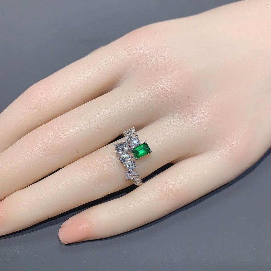 14k Gold 1.75 Ctw Natural Emerald & Diamond Ring - 6