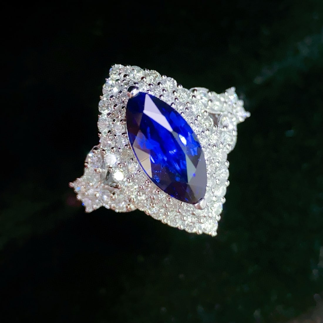 14k Gold 2.40 Ctw Natural Sapphire & Diamond Ring: Ref:231082091 // gold content:14k gold // ring size:7. 25us // // main gemstone:sapphire // shape:marquise // carat weight:1. 68ct // color:royal blue // treatment:natural // // adjacent gemstone 2 :