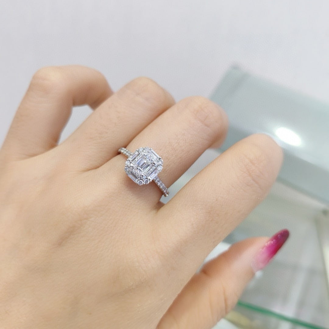 Gia Certified 14k Gold 0.5 Ct Natural D Si1 Emerald Diamond Ring - 5