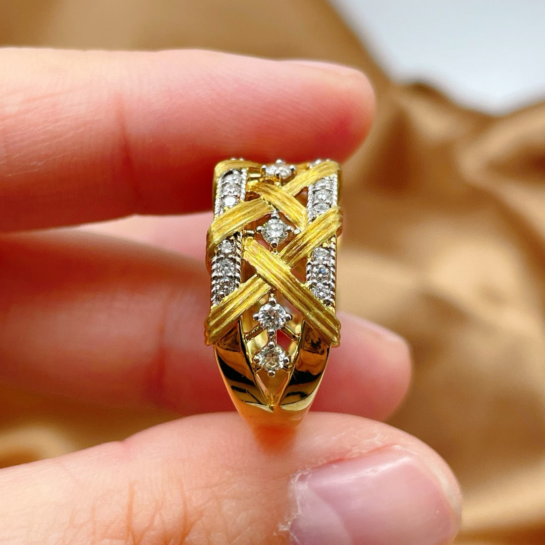 14k Gold 0.58 Ct Natural H Diamond Ring - 4