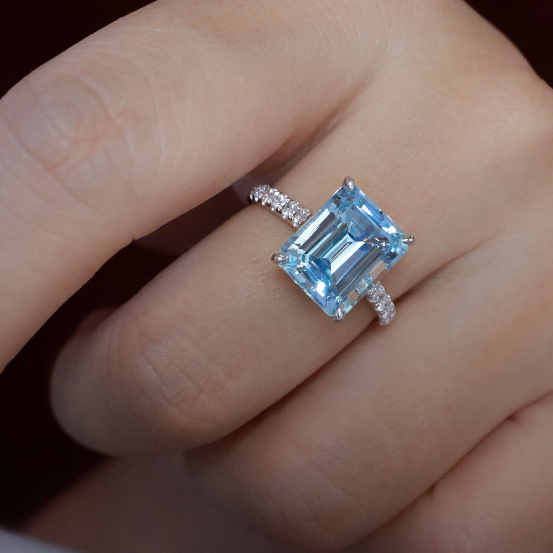 14k Gold 4.43 Ctw Natural Aquamarine & Diamond Ring - 5