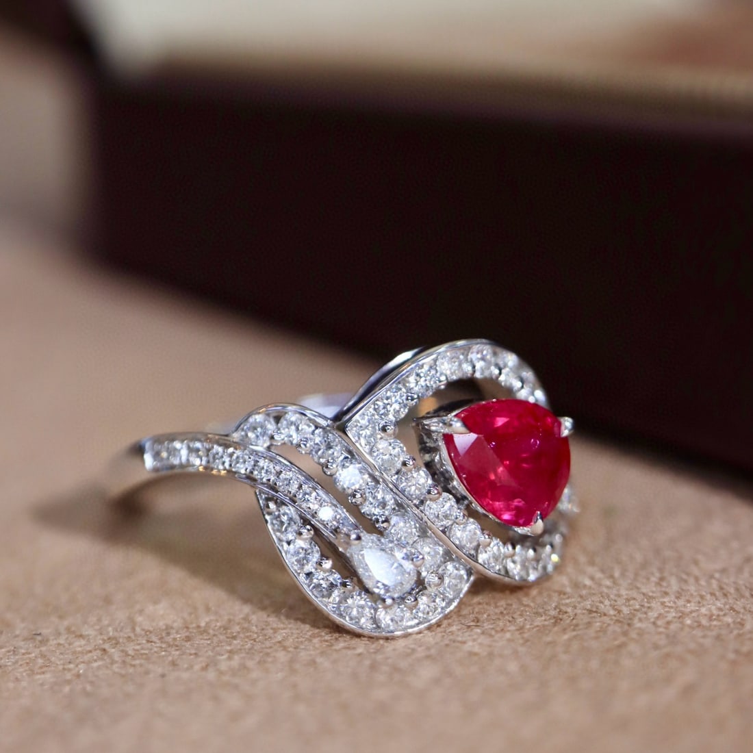 14k Gold 1.17 Ctw Natural Ruby & Diamond Ring - 2