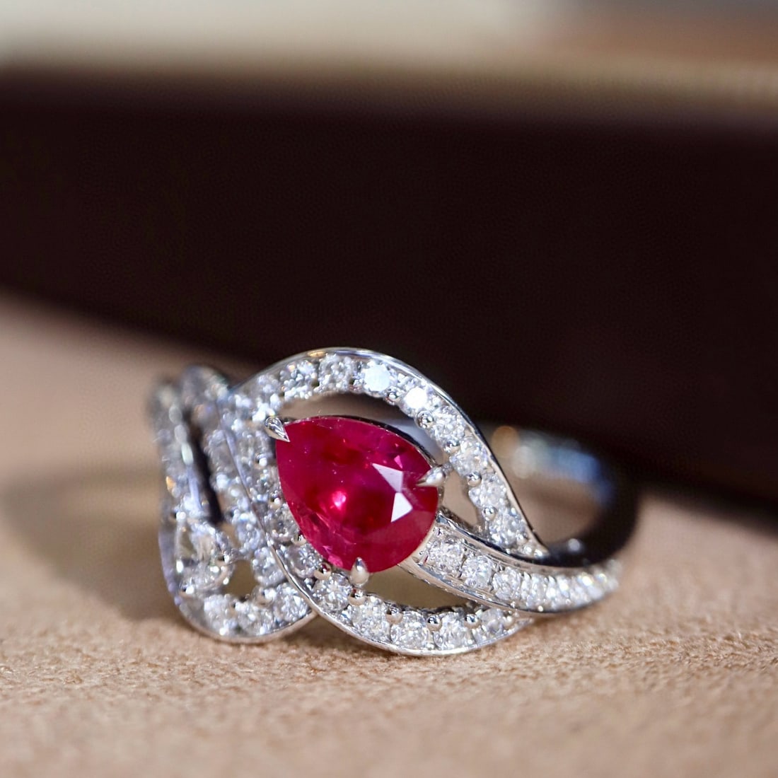 14k Gold 1.17 Ctw Natural Ruby & Diamond Ring - 3