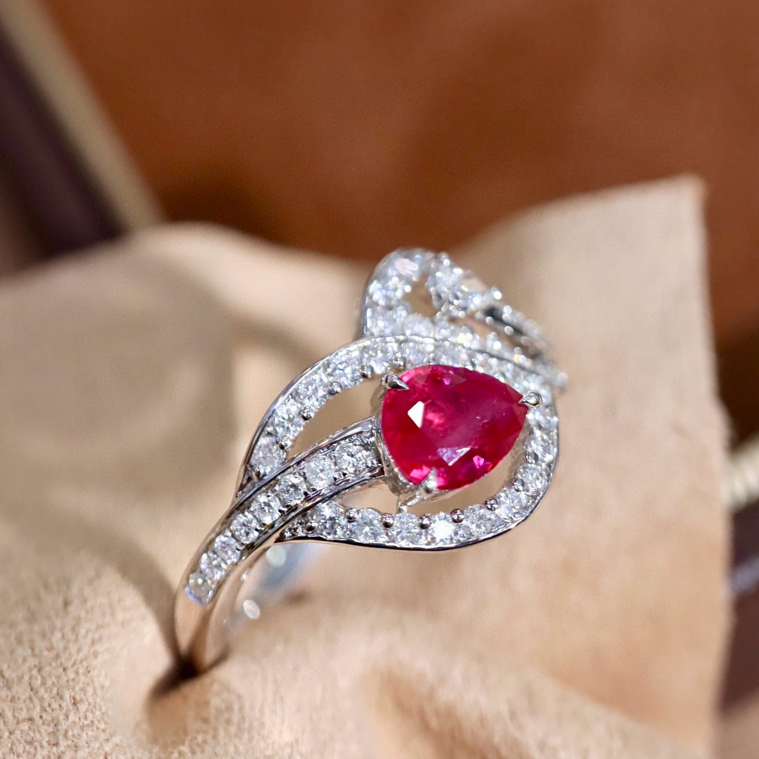 14k Gold 1.17 Ctw Natural Ruby & Diamond Ring - 7