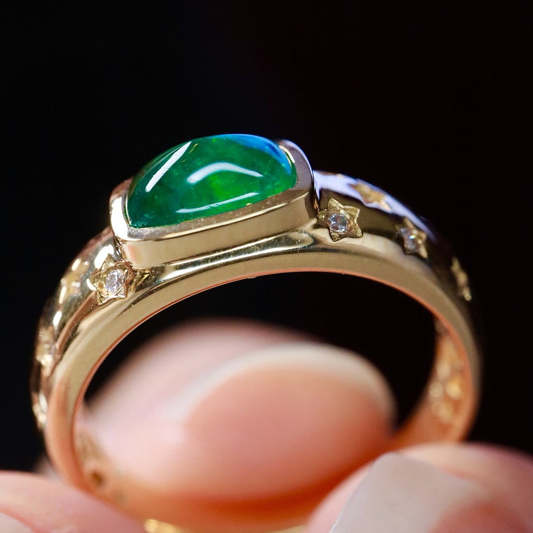 14k Gold 0.58 Ctw Vivid Green Natural Emerald & Diamond Ring - 5