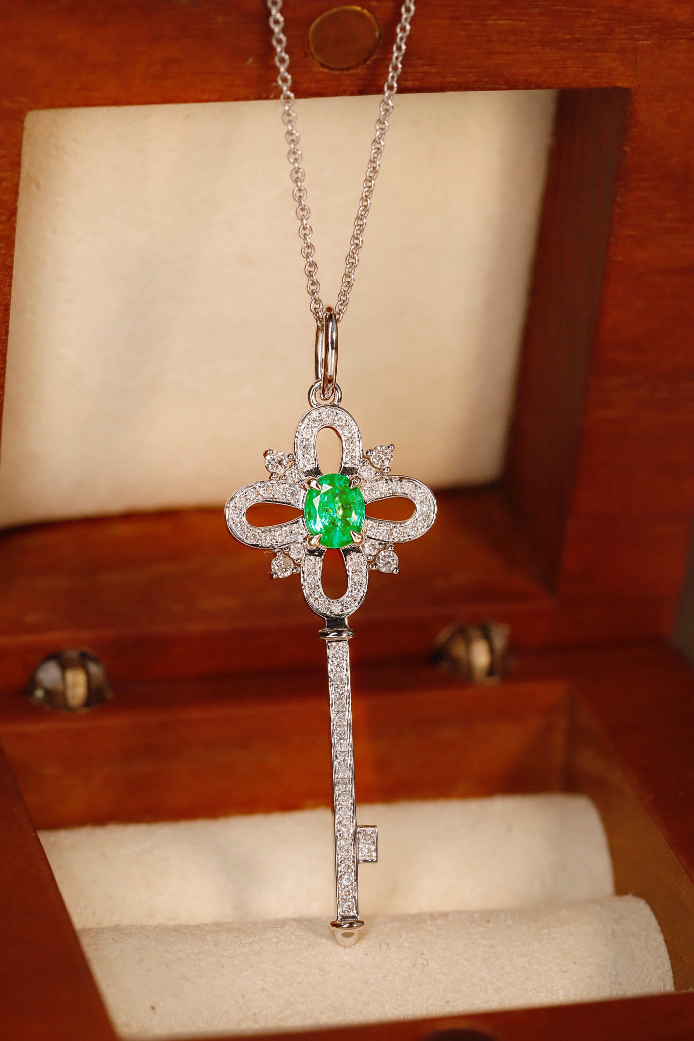 14k Gold 0.57 Ctw Vivid Green Natural Emerald & Diamond Pendant( Without Chain ) - 4