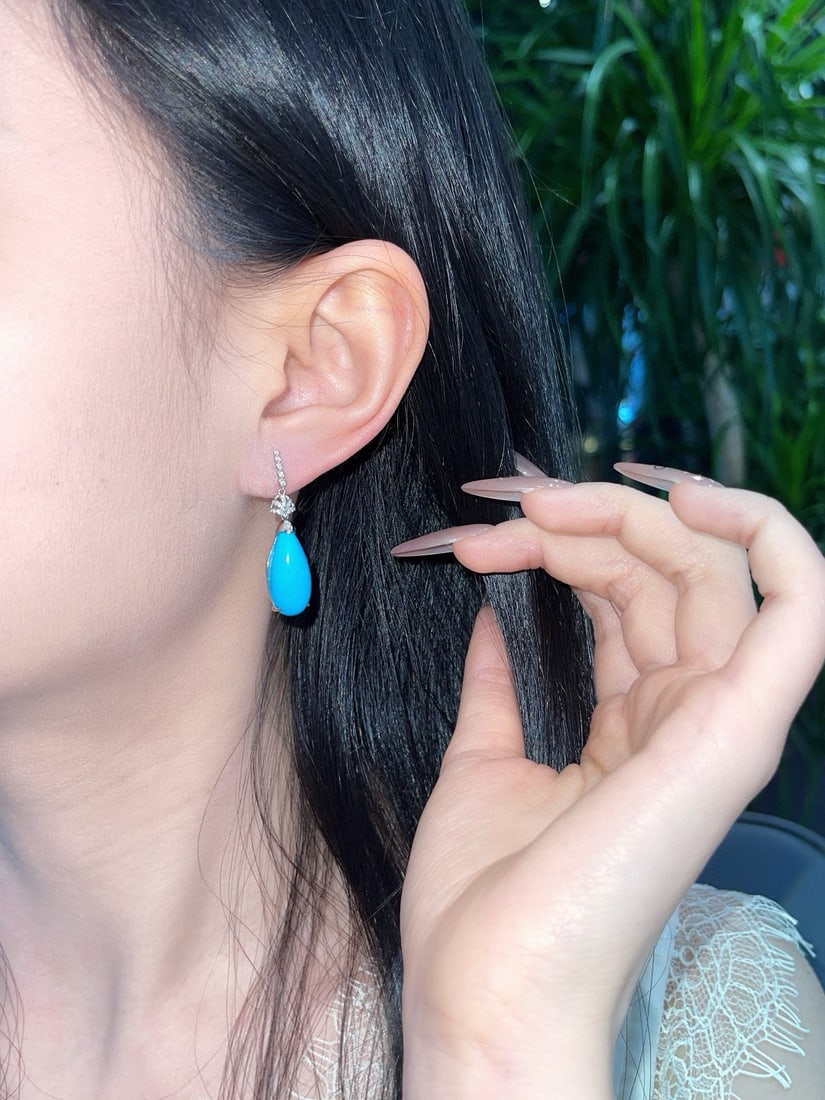 14k Gold 12.63 Ct Natural Blue Turquoise & Diamond Earrings - 2