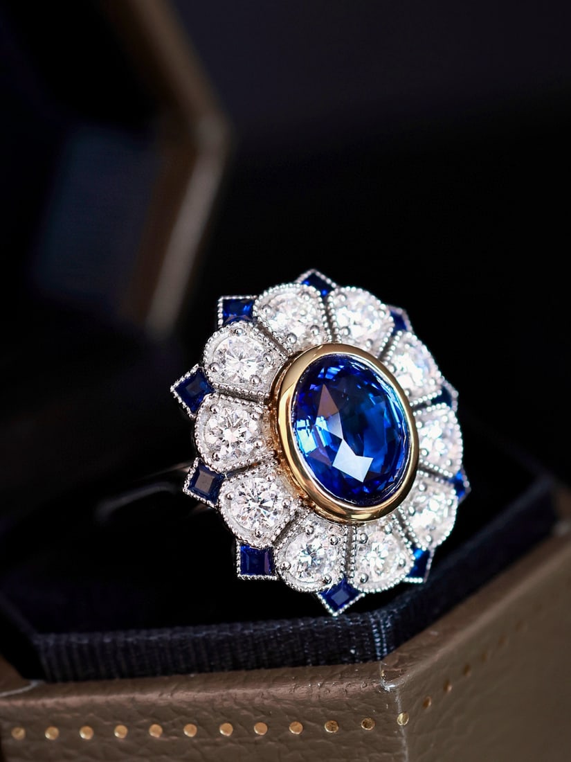 14k Gold 3.87 Ctw Natural Sapphire & Diamond Ring - 2