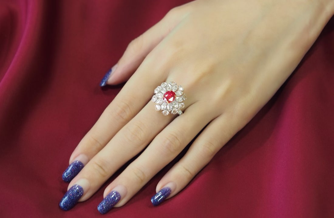 14k Gold 3.67 Ctw Natural Ruby & Diamond Ring - 8