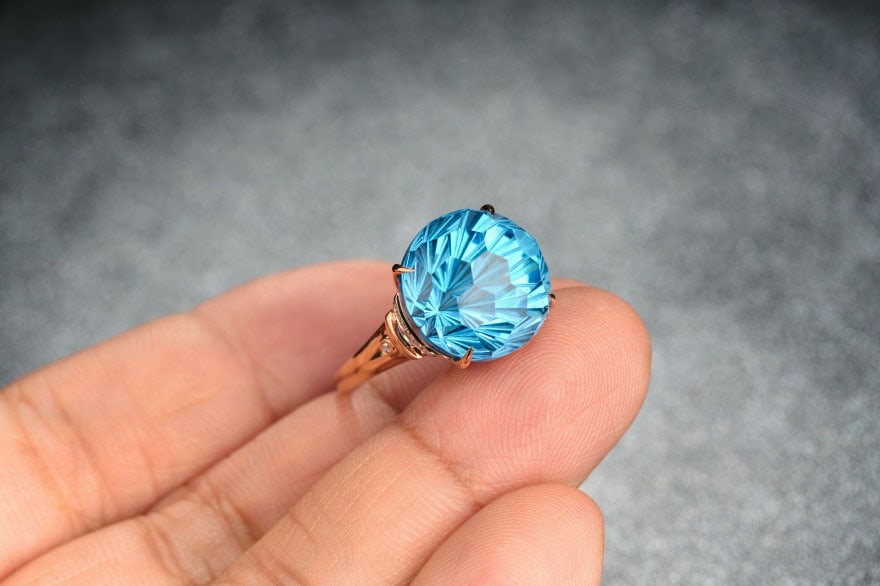 14k Gold 13.85 Ct Natural Topaz & Diamond Ring - 7