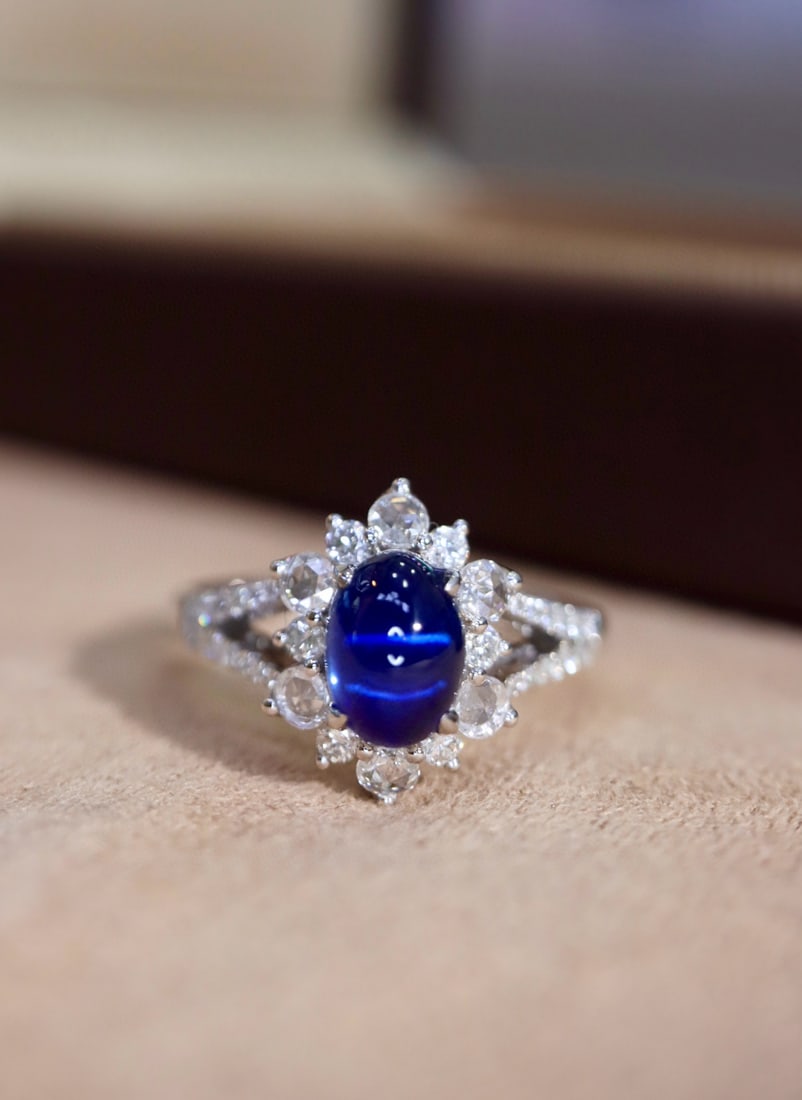 14k Gold 1.84 Ctw Natural Sapphire & Diamond Ring: Ref:231082268 // gold content:14k gold // ring size:7. 25us // // main gemstone:sapphire // shape:oval // carat weight:1. 43ct // color:blue // treatment:natural // // adjacent gemstone 2 : diamond //