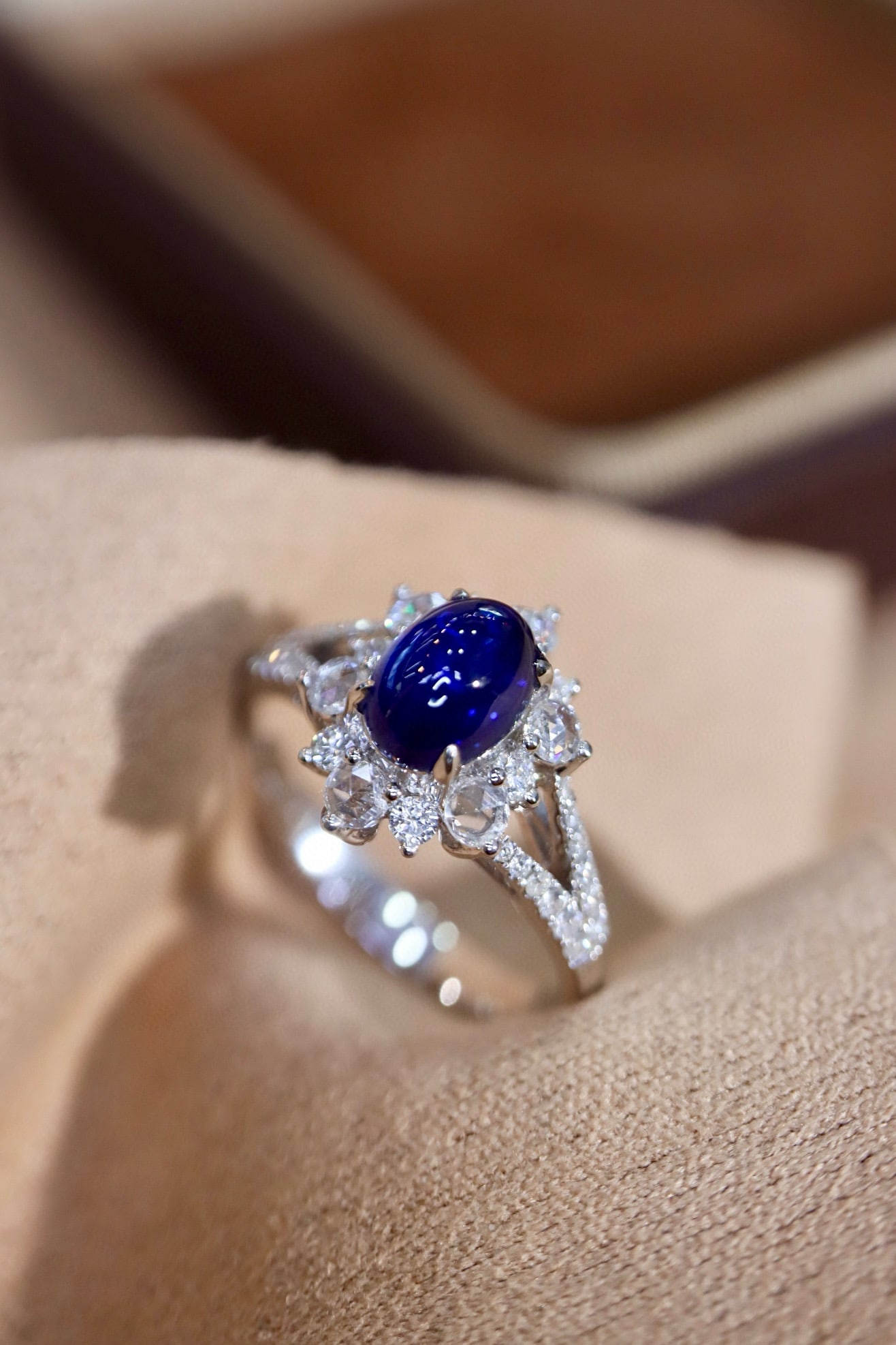 14k Gold 1.84 Ctw Natural Sapphire & Diamond Ring - 6