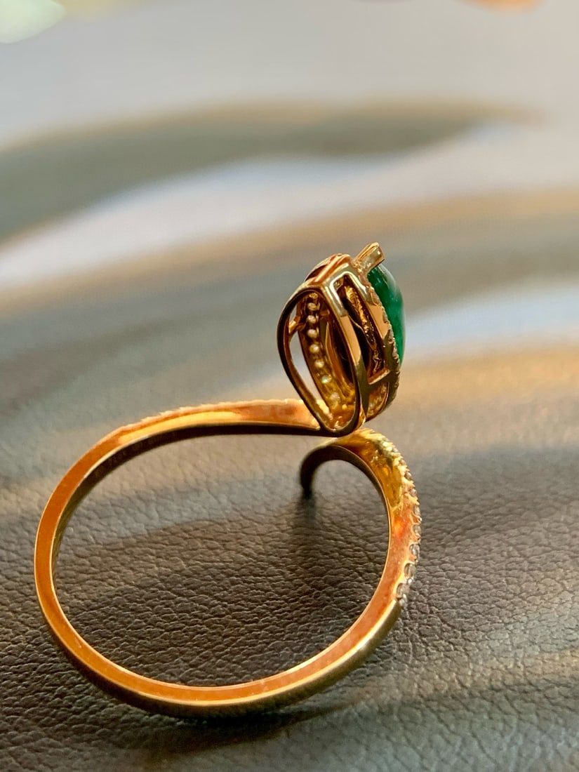 14k Gold 0.91 Ctw Vivid Green Natural Emerald & Diamond Ring - 5