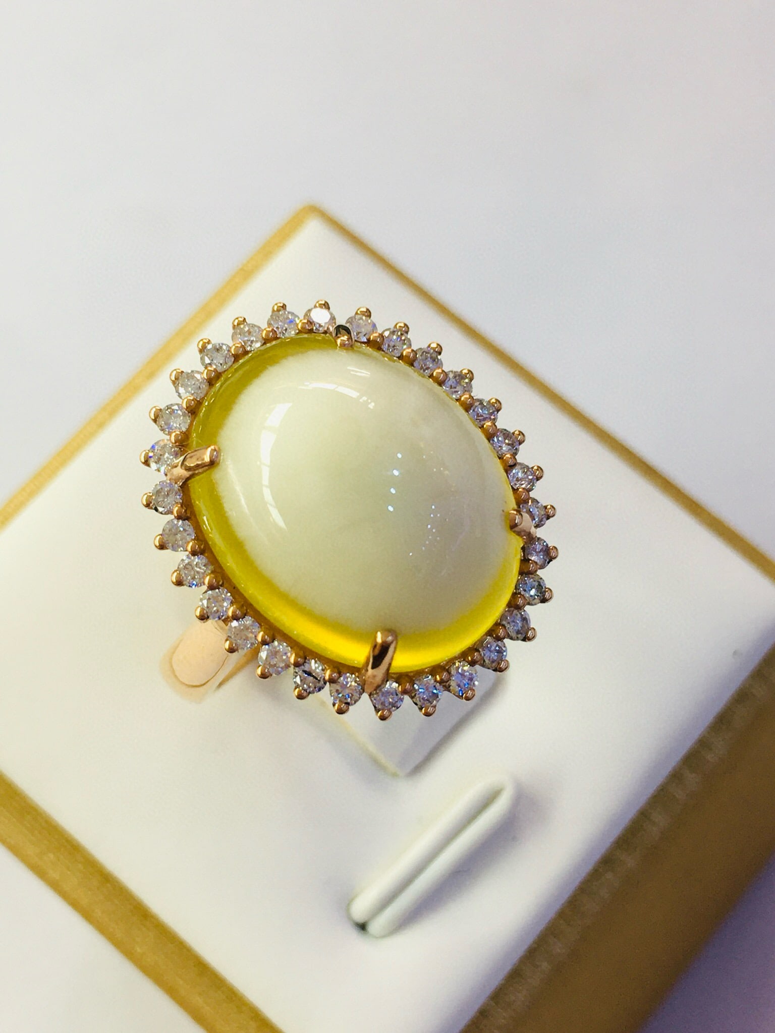 14k Gold 13.16 Ctw Natural Prehnite & Diamond Ring: Ref:231082299 // gold content:14k gold // ring size:7. 25us // // main gemstone:prehnite // shape:oval // carat weight:12. 74ct // color:yellow // treatment:natural // // adjacent gemstone 2 :
