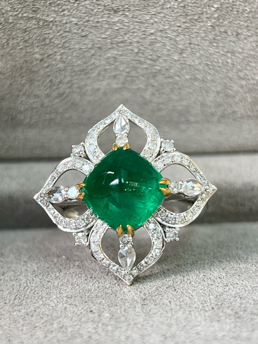 14k Gold 4.08 Ctw Vivid Green Natural Emerald & Diamond Ring - 4