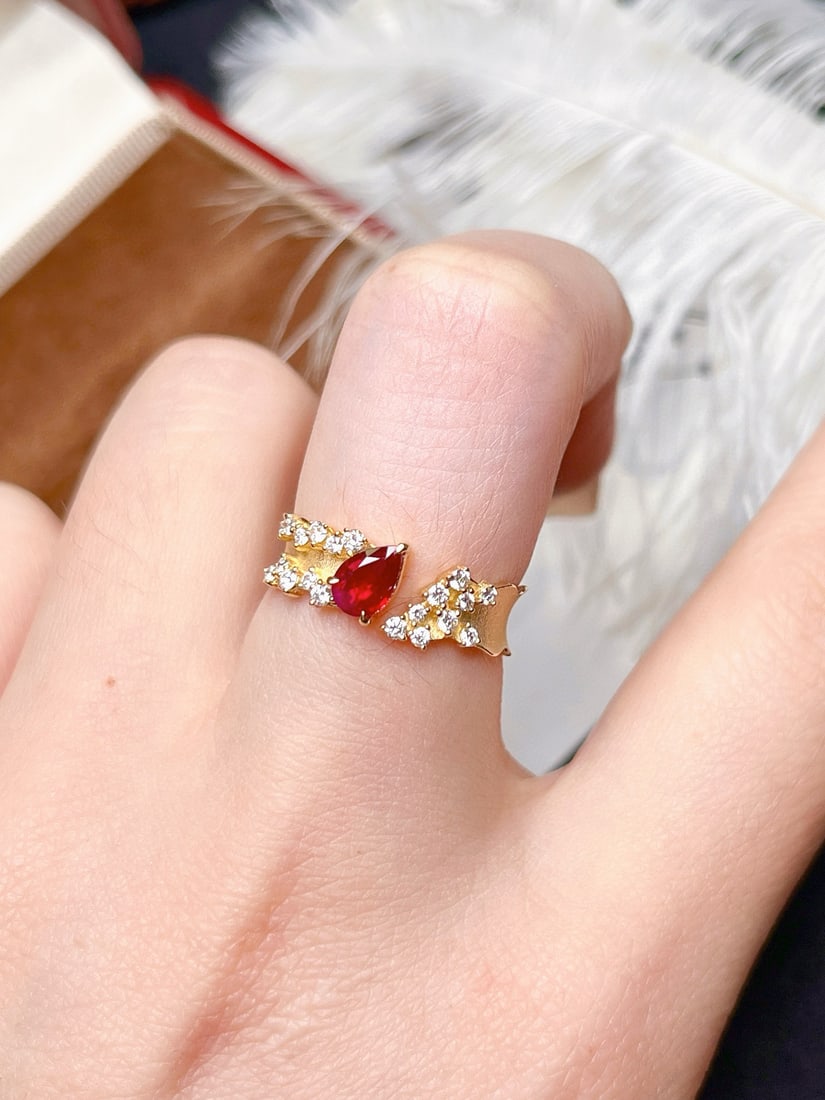 14k Gold 0.68 Ctw Natural Ruby & Diamond Ring - 3