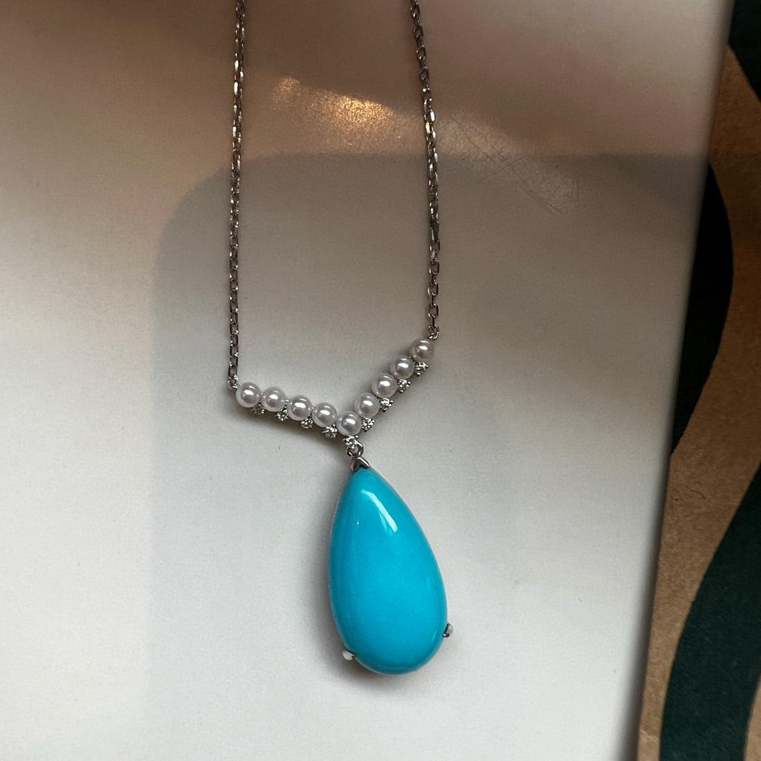 14k Gold 7.72 Ctw Natural Blue Turquoise & Diamond Necklace - 4