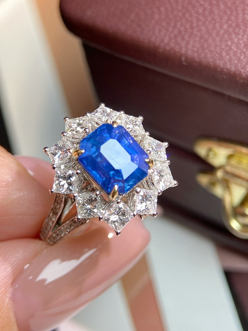 14k Gold 5.15 Ctw Natural Sapphire & Diamond Ring/pendant( Without Chain ): Ref:231082371 // gold content:14k gold // ring size:7. 25us // // main gemstone:sapphire // shape:octagonal // carat weight:3. 65ct // color:blue // treatment:natural // // adjacent gemstone 2 :