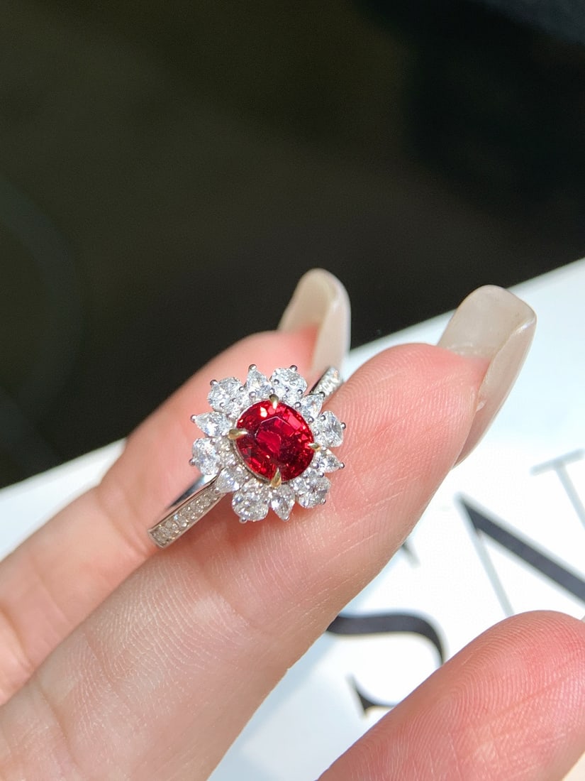 14k Gold 1.73 Ctw Natural Ruby & Diamond Ring - 2