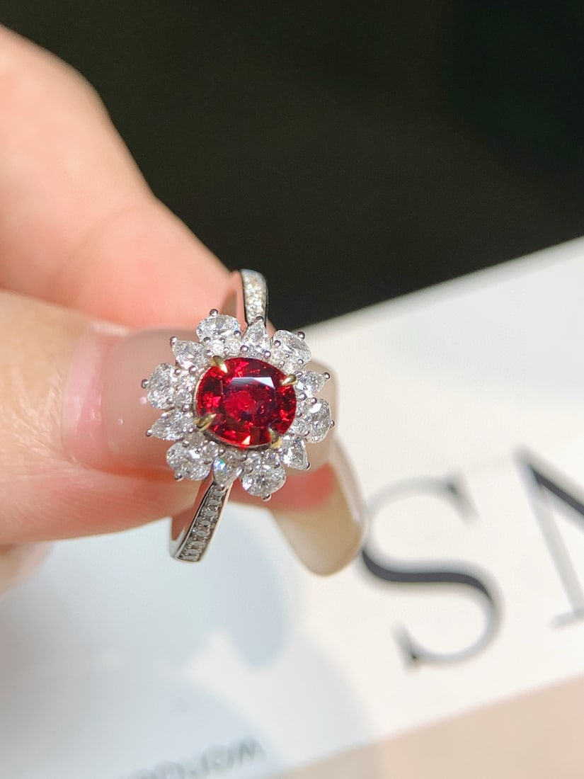 14k Gold 1.73 Ctw Natural Ruby & Diamond Ring - 3
