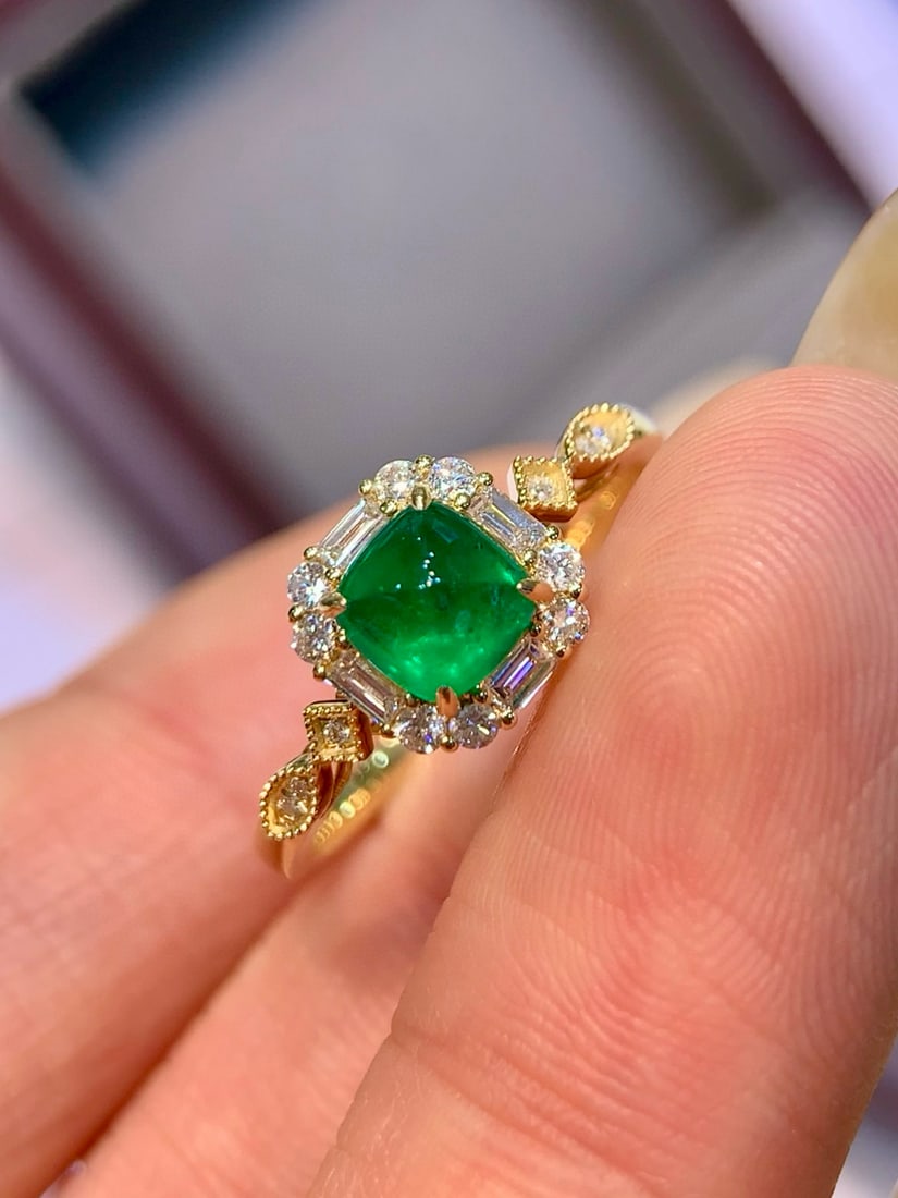 14k Gold 1.02 Ctw Vivid Green Natural Emerald & Diamond Ring - 3
