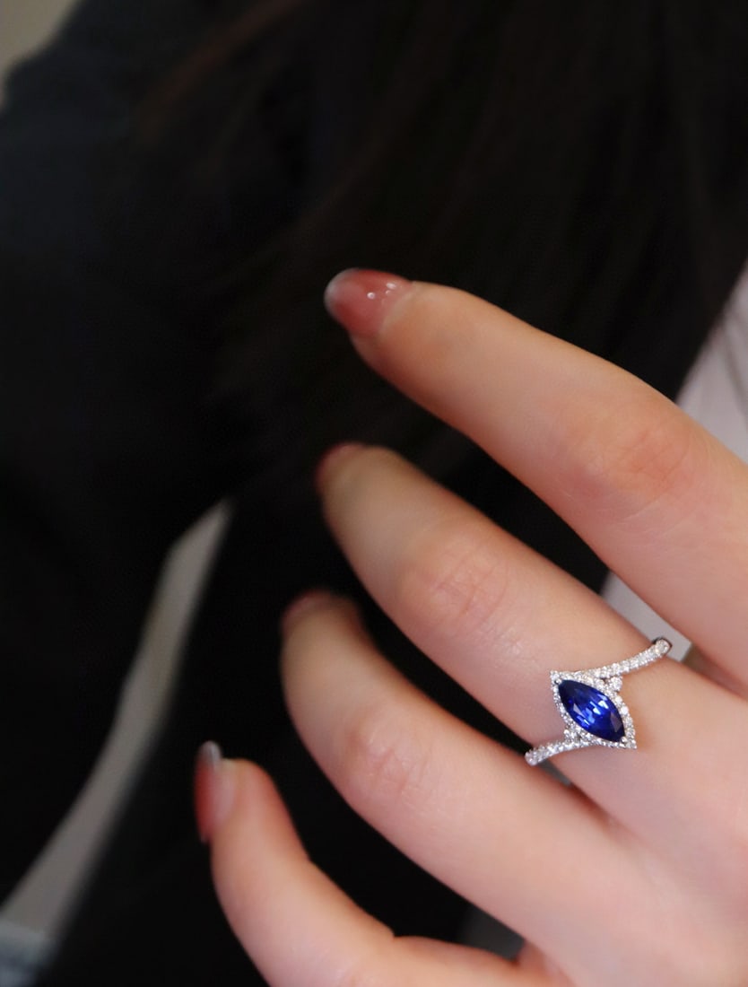 14k Gold 1.28 Ctw Natural Sapphire & Diamond Ring - 4