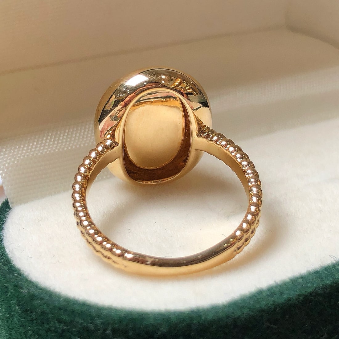 14k Gold 5.0 Ct Natural Opal Ring - 6